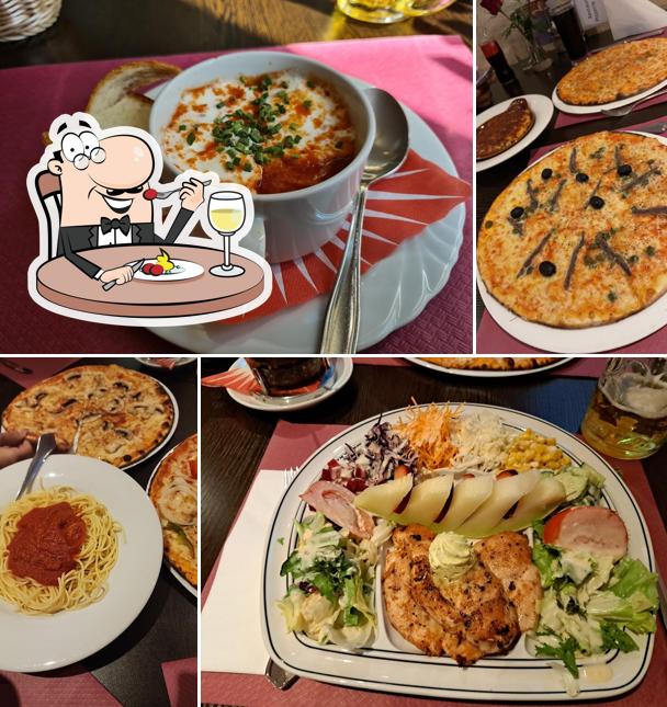 Platti al Pizzeria Aroma