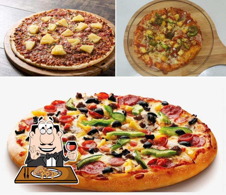 At Poppio, you can enjoy pizza