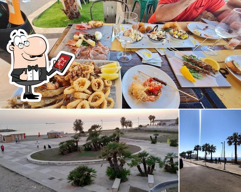 La foto di esterno e cibo da La Pecora Nera - Bistrot, Pub e Tattoo Studio