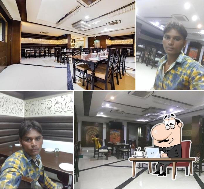 OYO 47703 Hotel Rajesh Continental