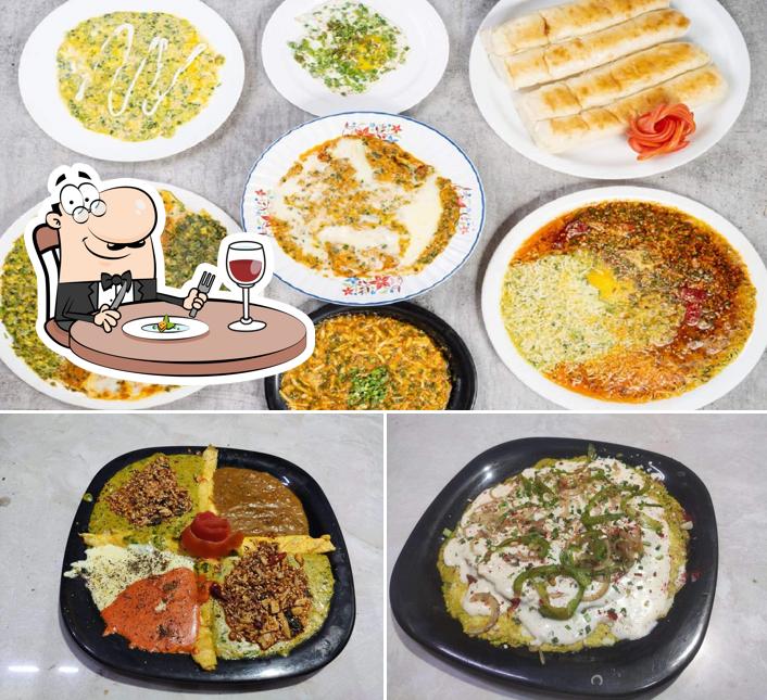 Food at Patel Omlet Centre
