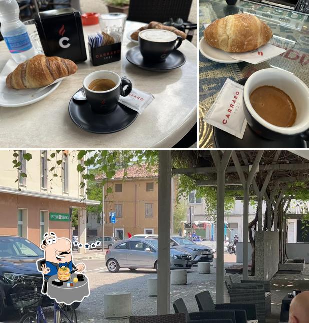 Tra le varie cose da Bar Caffeteria In Piazza si possono trovare la cibo e esterno