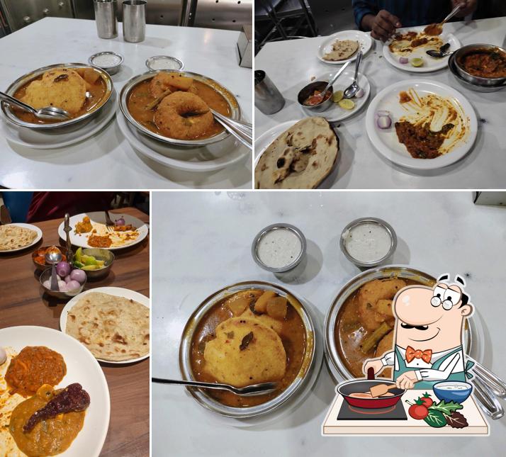 Chicken curry at Hotel Ramdev