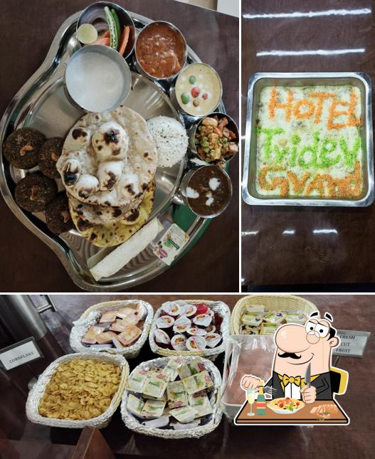 Food at The Purple Noise