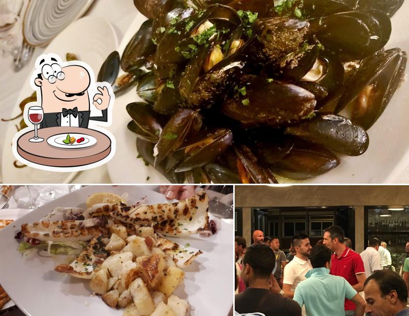 La immagine di cibo e bancone da bar da La Terrazza