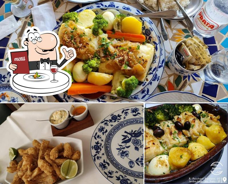 Comida em Restaurante Curva de Rio
