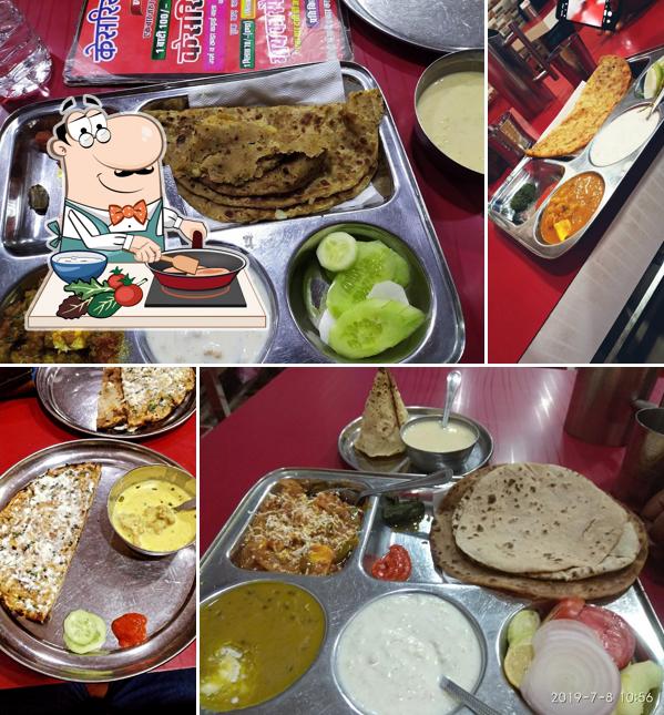 Chicken curry at Kesariya Dudh And Khatri Shudh Veshno Hotel And Restaurant