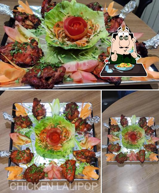 Tandoori chicken at HOTEL GREEN GARDEN