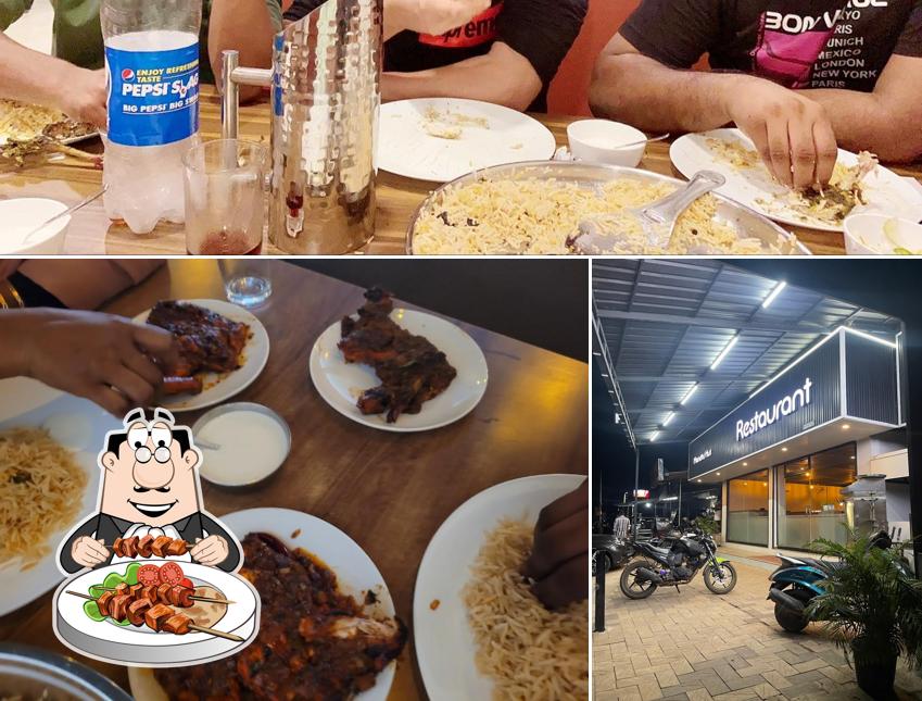 Among various things one can find food and exterior at Mandhi Hut Chattipparamba