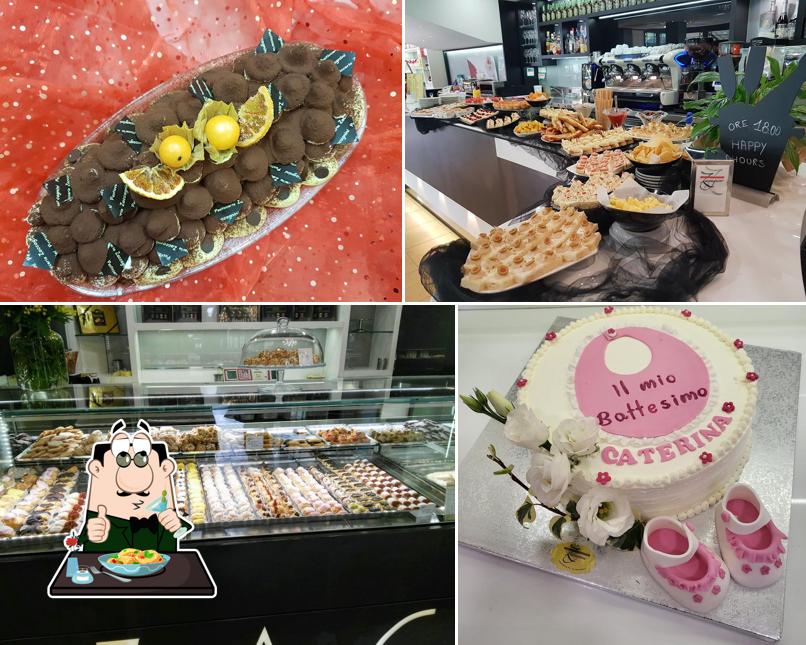 Cibo al Pasticceria Zaccagnini Snc