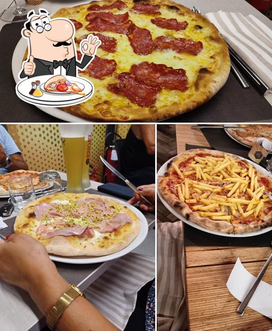 Ordina una pizza a Taverna Paradiso