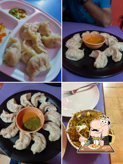 Pad thai at Snackers stop