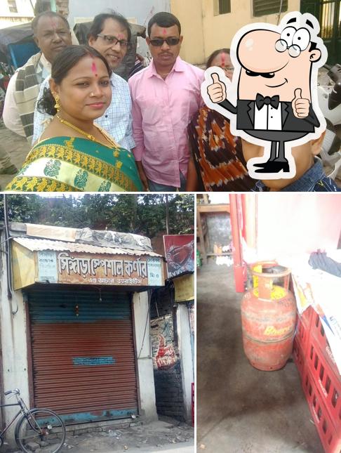 Look at this photo of Singnara Special Corner