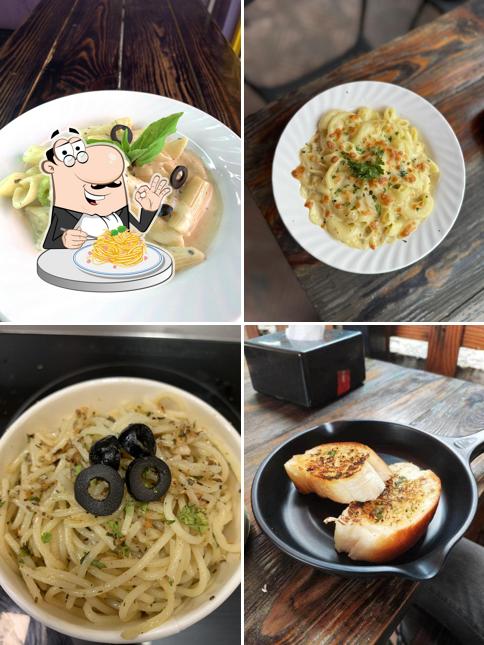 Spaghetti carbonara at Go Rigo Go