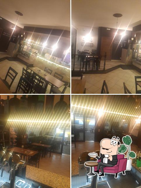 Ellys Bar drink & food