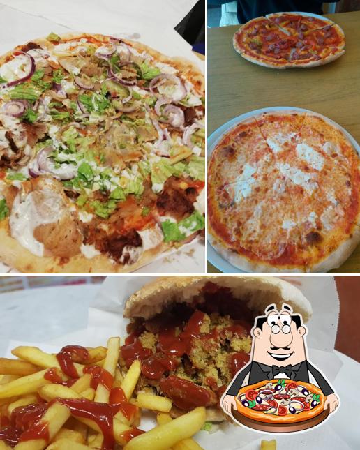 Ordina una pizza a Pizza Pazza