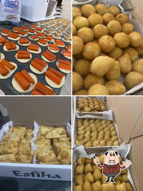 Comida em Fábrica de Salgados Harmonia