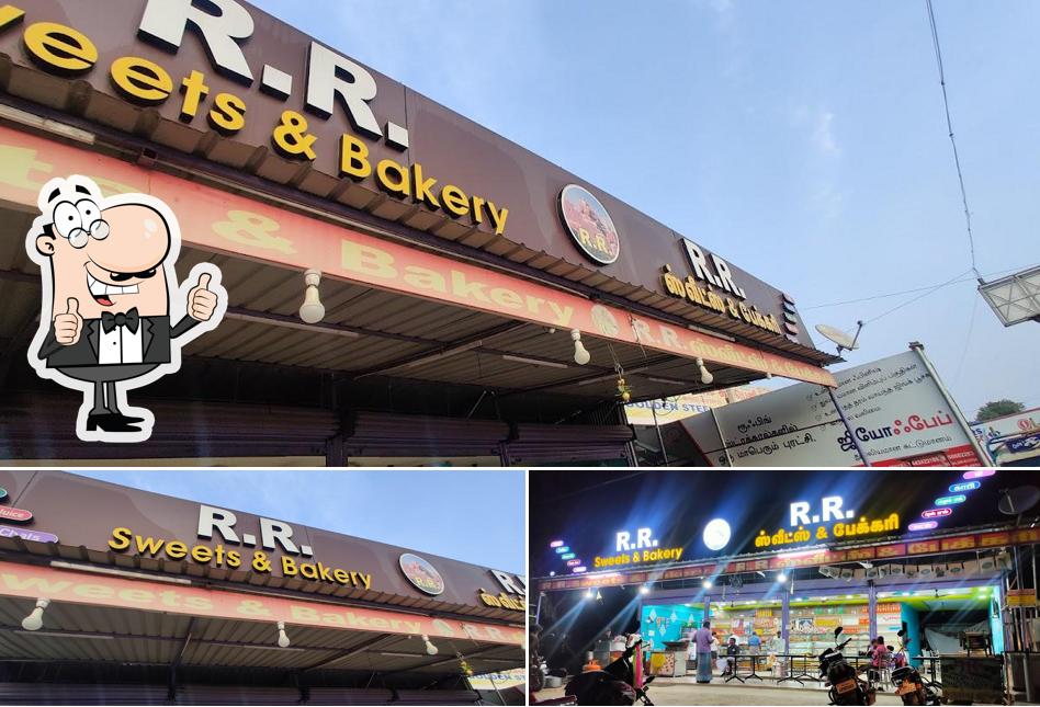 R. R sweets&Bakery