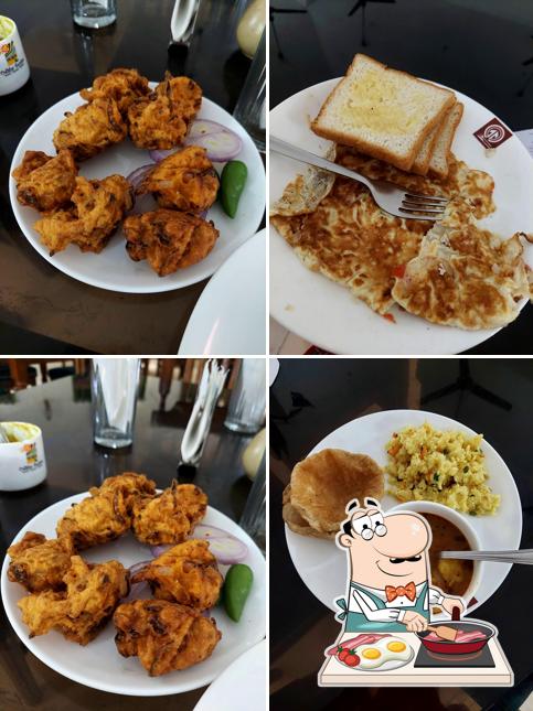 Omelette at Yatrinivas Restuarant ( OTDC Restuarant )