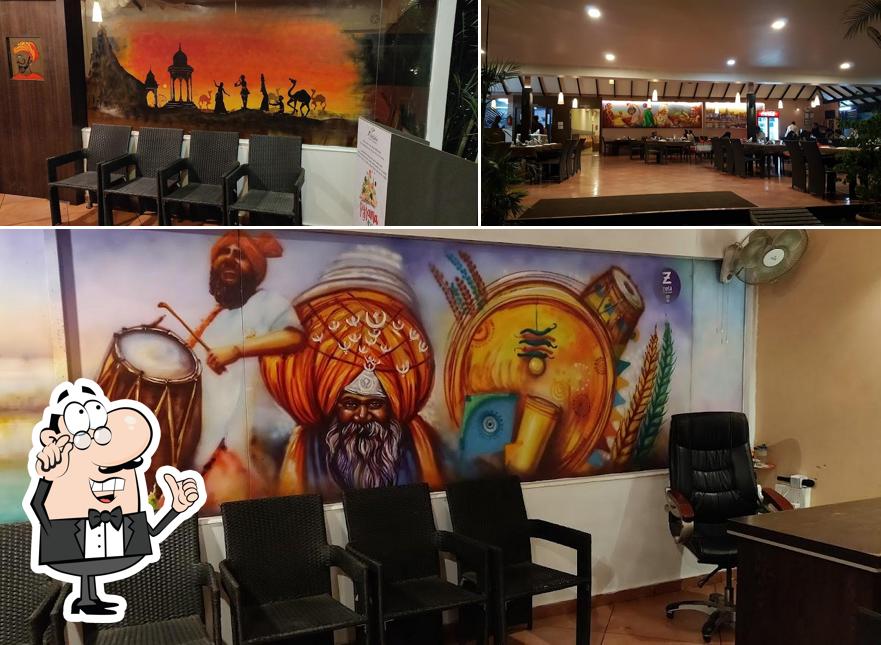 Check out how Veg Aroma looks inside