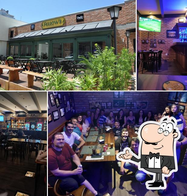 Veja imagens do interior do Fellow's Gastropub