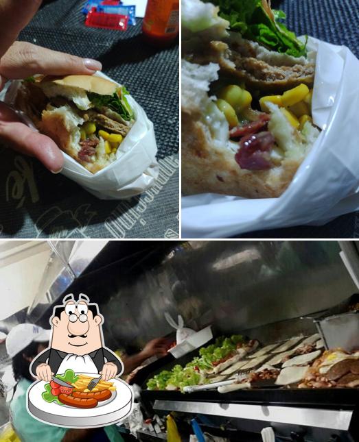 Comida em Elvis Lanches