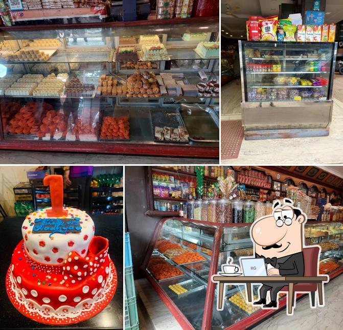 Check out how New Noushad Bakes looks inside