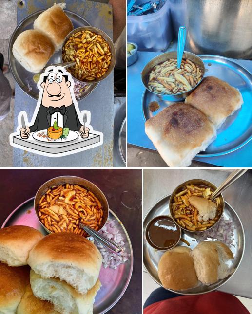 Meals at Paresh Misal