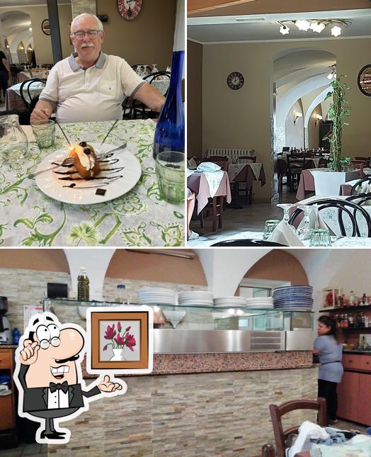 Découvrez l'intérieur de Corona
