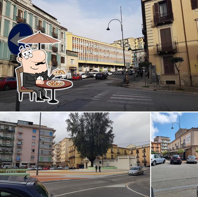 Puoi goderti l'aria fresca dal dehors di Scarpelli Cafè