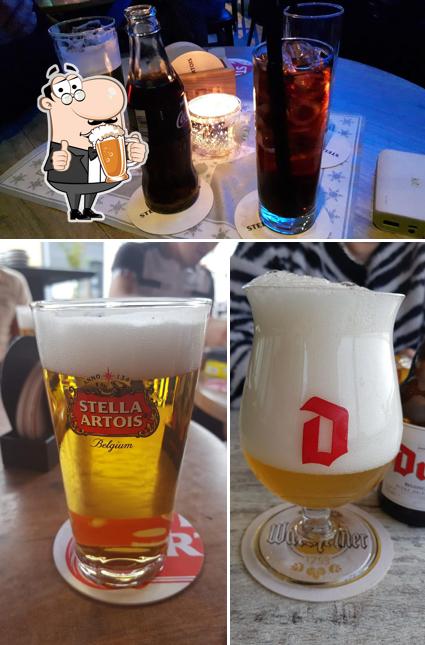 Commandez une pinte de bière blonde ou brune