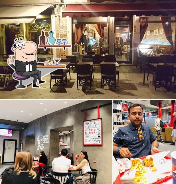 Siediti a un tavolo di KFC