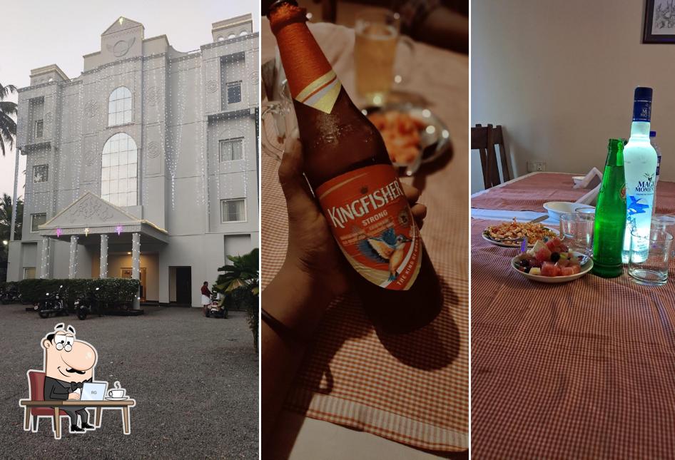 The interior of HOTEL ROMA