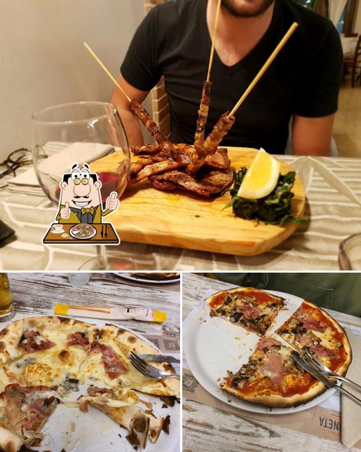 Prova una pizza a Ristorante Pizzeria La Pineta