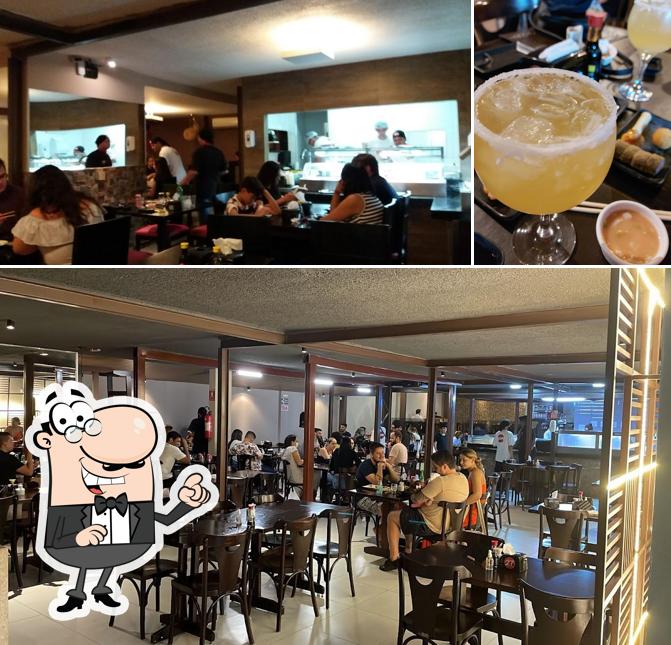 A imagem do Bankai Sushi’s interior e bebida