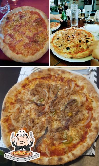 A Côté Lac, puoi prenderti una bella pizza