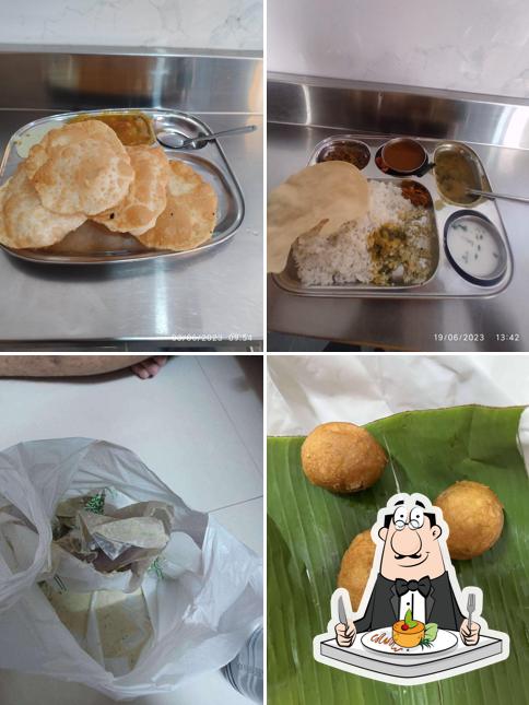 Food at JN TIFFINS
