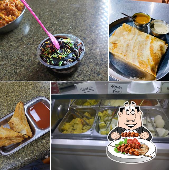 Food at BAPS Premvati Uphar Gruh