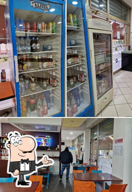 Siediti a un tavolo di Voglia di Pizza&Altro