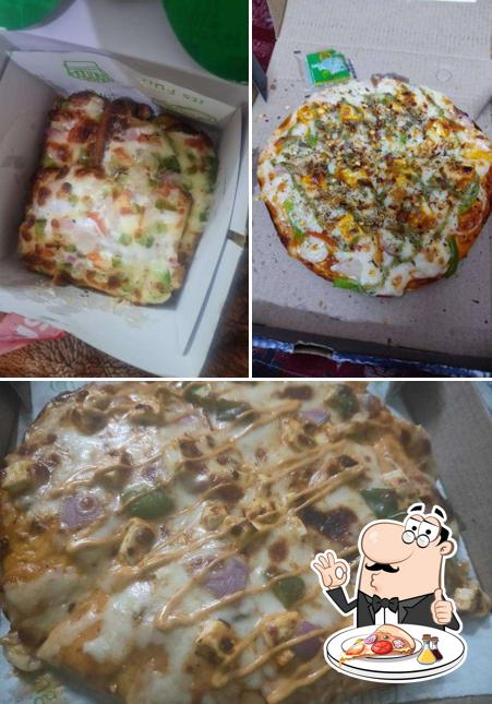 At Tingly Bites, you can order pizza