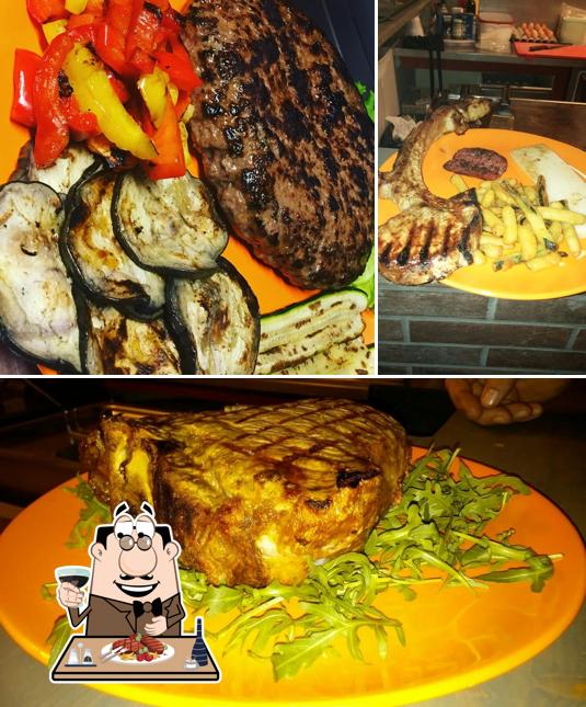 Ordina i piatti di carne a Route 66 Jesolo