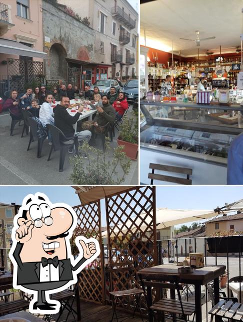Gli interni di Caffè della Pesa
