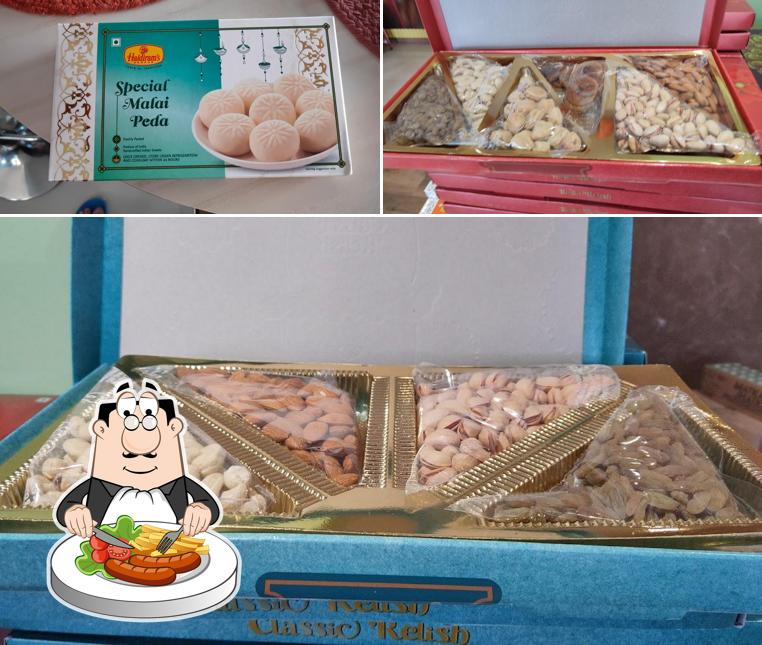 Food at Haldiram's Express