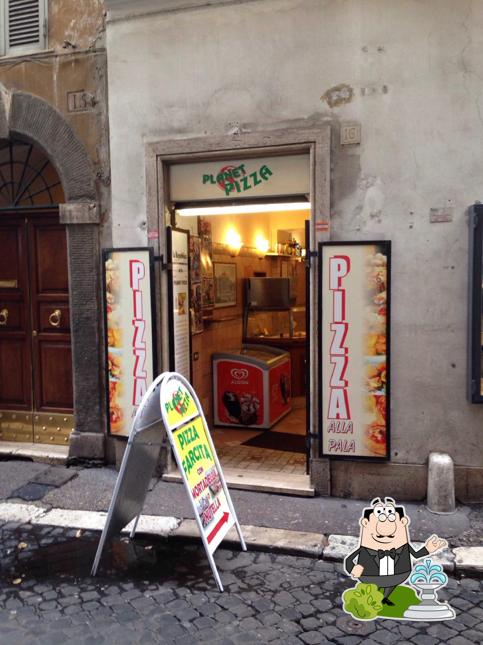 Gli esterni di Planet Pizza