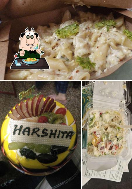 Macaroni and cheese at Paradise