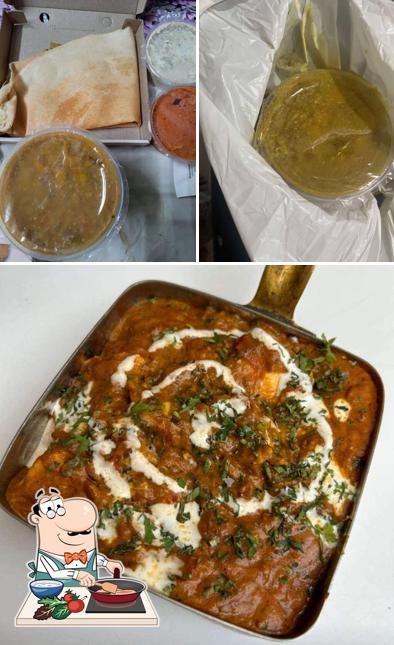 Chicken curry at DS Dosa Factory, Rajendra Nagar, Sahibabad, Ghaziabad