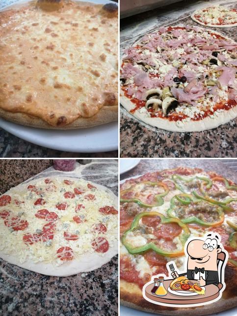 Ordina una pizza a Cavallino Bianco