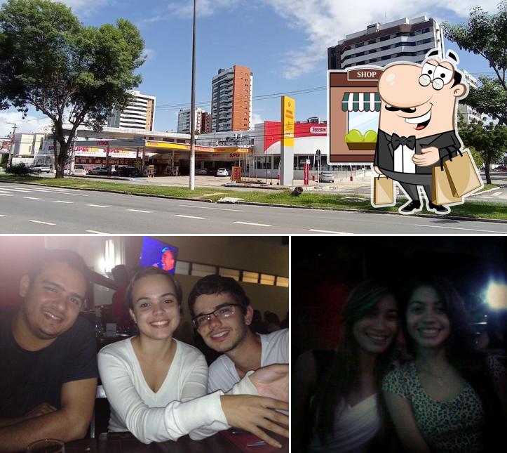 The image of exterior and bar counter at Parmegianno