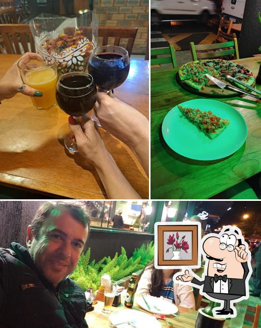 Entre diferentes coisas, interior e comida podem ser encontrados no Sabores do Chef Pizzaria (Sessenta)