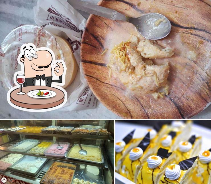 Meals at Balaram Mullick & Radharaman Mullick Sweets